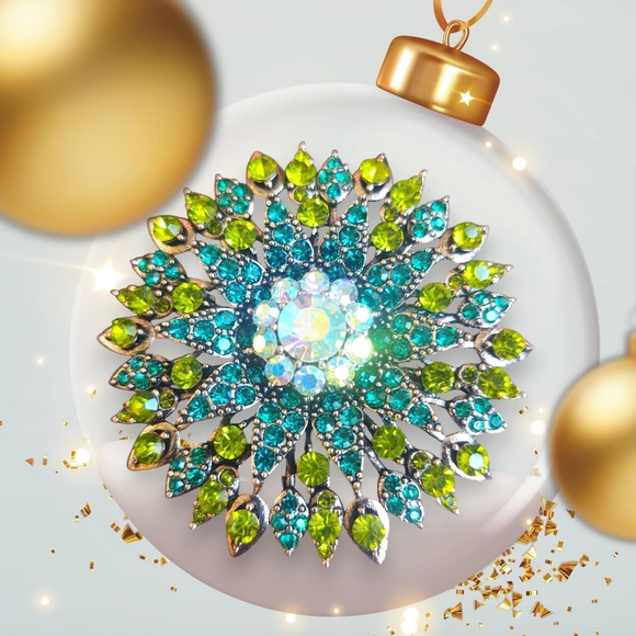Jewelry - Elegant Green and Blue Crystal Brooch